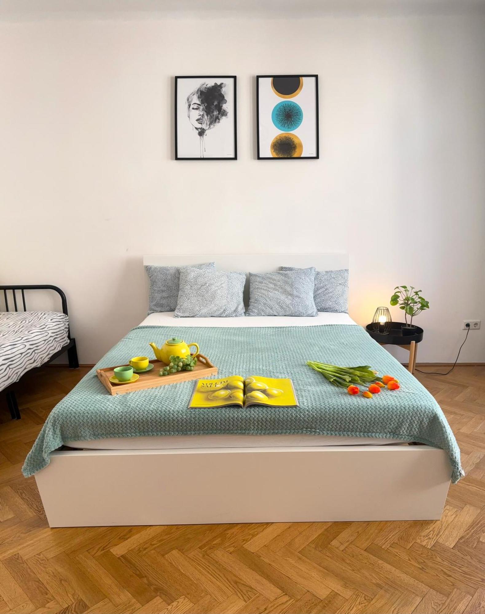 Central Mariahilfer Apartment 5 Min To The Schoenbrunn Palace And City Shopping Center Wina Bagian luar foto